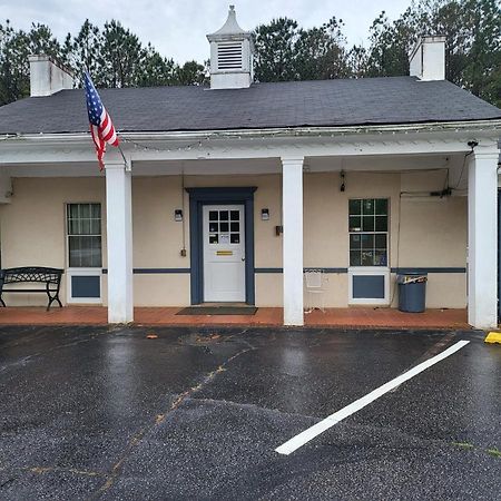 White Columns Motel Pine Mountain  Luaran gambar